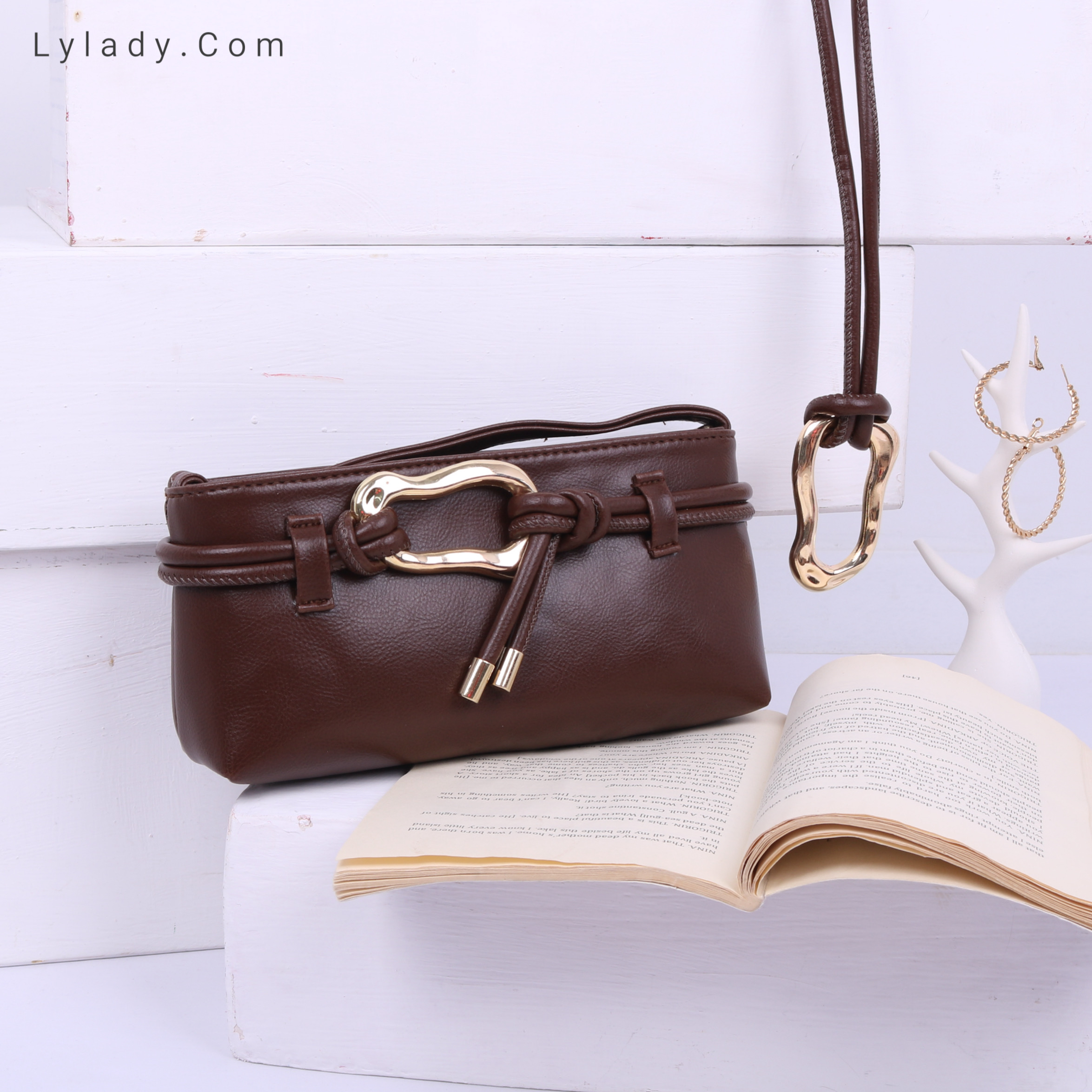 قهوه ای